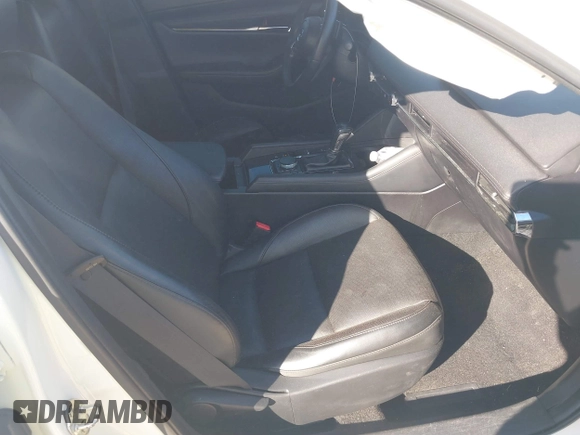 2022 Mazda 3 Premium with VIN 3MZBPADL8NM312356, listed as a IAAI auction lot 41028052 with 30,370 mi miles and . Bid and sale history available at DreamBid. Image 5.