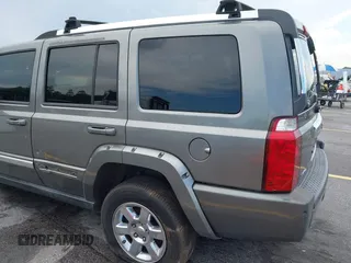 2007 Jeep Commander Limited with VIN 1J8HH58297C636318, listed as a IAAI auction lot 42105138 with 149,972 mi miles and . Bid and sale history available at DreamBid. Image 14.