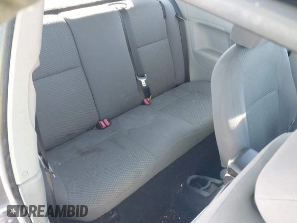 2006 Ford Focus S z VIN 1FAHP31N76W151973, wystawiony jako IAAI lot #41573090 z przebiegiem 211 369 mil mil oraz . Historia ofert i sprzedaży dostępna na DreamBid. Obrazek 8.