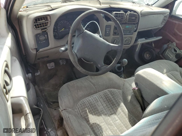 1998 Isuzu Hombre S with VIN 1GGCS1446W8653936, listed as a Copart auction lot 50400295 with NaN miles and Clean Title. Bid and sale history available at carsss.com. Image 8.