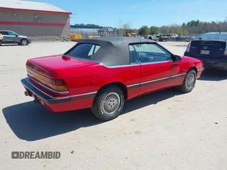 1993 Chrysler LeBaron z VIN 1C3XU4530PF503990, wystawiony jako IAAI lot #42140972 z przebiegiem 100 470 mil mil oraz . Historia ofert i sprzedaży dostępna na DreamBid. Obrazek 4.