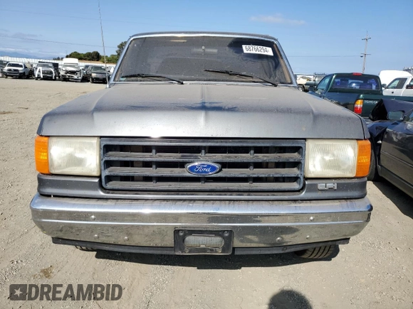 1988 Ford F-150 with VIN 1FTDF15Y3JPB49810, listed as a Copart auction lot 68766294 with 67,315 mi miles and Salvage Title. Bid and sale history available at carsss.com. Image 5.