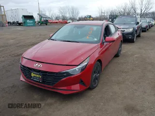 2023 Hyundai Elantra Blue z VIN KMHLM4AJ1PU055183, wystawiony jako IAAI lot #41728183 z przebiegiem 45 058 mil mil oraz . Historia ofert i sprzedaży dostępna na DreamBid. Obrazek 2.