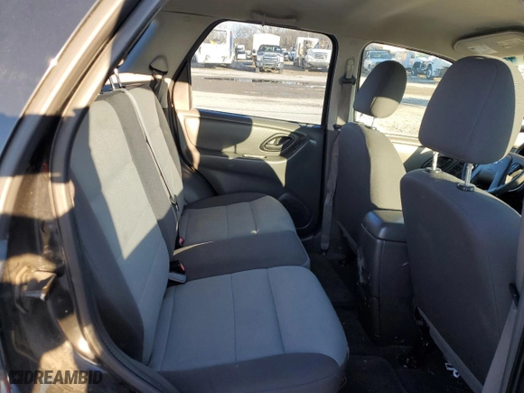 2007 Ford Escape XLS with VIN 1FMYU02Z37KA99846, listed as a Copart auction lot 41578944 with 216,990 mi miles and Salvage Title. Bid and sale history available at carsss.com. Image 10.