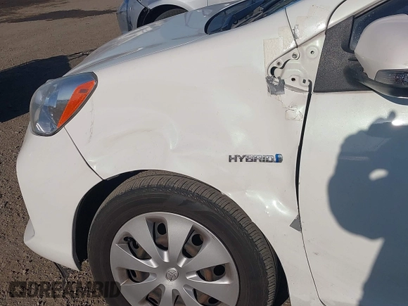 2012 Toyota Prius One z VIN JTDKDTB36C1003456, wystawiony jako IAAI lot #42002168 z przebiegiem 234 406 mil mil oraz . Historia ofert i sprzedaży dostępna na DreamBid. Obrazek 6.