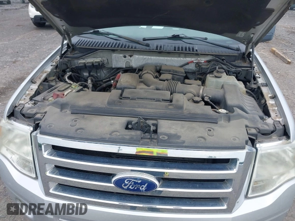 2010 Ford Expedition Max SSV z VIN 1FMJK1G54AEA87911, wystawiony jako IAAI lot #42215328 z przebiegiem 201 522 mil mil oraz . Historia ofert i sprzedaży dostępna na DreamBid. Obrazek 10.