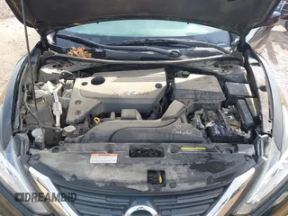 2017 Nissan Altima 2.5 SV with VIN 1N4AL3AP7HC142659, listed as a IAAI auction lot 41922160 with 133,404 mi miles. Bid and sale history available at carsss.com. Image 10.