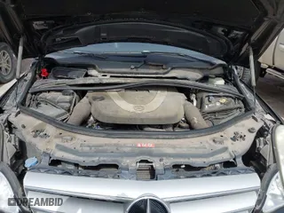 2006 Mercedes-Benz R-Class 3.5L with VIN 4JGCB65E26A006704, listed as a IAAI auction lot 41745249 with 145,198 mi miles. Bid and sale history available at carsss.com. Image 10.