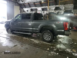 2018 Ford Super Duty F-250 SRW XL with VIN 1FT7W2B61JEB56093, listed as a Copart auction lot 43790435 with 45,111 mi miles and Salvage Title. Bid and sale history available at carsss.com. Image 2.
