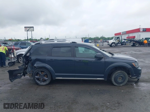 2018 Dodge Journey Crossroad with VIN 3C4PDDGGXJT514620, listed as a IAAI auction lot 42117159 with 110,252 mi miles. Bid and sale history available at carsss.com. Image 13.
