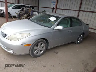 2005 Lexus ES 330 with VIN JTHBA30GX55084129, listed as a IAAI auction lot 42067706 with 201,831 mi miles. Bid and sale history available at carsss.com. Image 2.