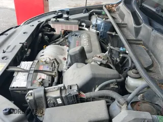 2007 Toyota RAV4 with VIN JTMBD33V375098427, listed as a IAAI auction lot 43217355 with 100,093 mi miles and . Bid and sale history available at DreamBid. Image 12.