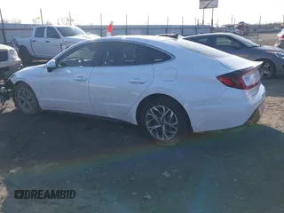 2023 Hyundai Sonata SEL z VIN KMHL64JA4PA282007, wystawiony jako IAAI lot #41585410 z przebiegiem 19 587 mil mil oraz . Historia ofert i sprzedaży dostępna na DreamBid. Obrazek 14.