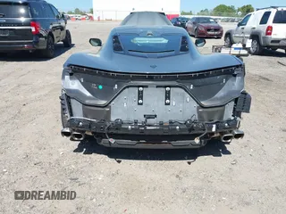 2024 Chevrolet Corvette 2LT z VIN 1G1YB2D43R5105307, wystawiony jako IAAI lot #42060470 z przebiegiem 9400 mil mil oraz . Historia ofert i sprzedaży dostępna na DreamBid. Obrazek 18.