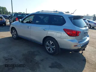 2017 Nissan Pathfinder Platinum with VIN 5N1DR2MN7HC621847, listed as a IAAI auction lot 42627275 with 108,348 mi miles and . Bid and sale history available at DreamBid. Image 3.