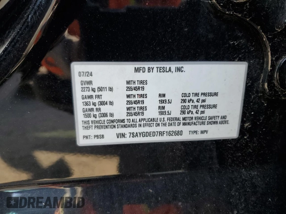 2024 Tesla Model Y z VIN 7SAYGDED7RF162680, wystawiony jako Copart lot #61991495 z przebiegiem Nie podano mil oraz Czysty tytuł • Clean title. Historia ofert i sprzedaży dostępna na DreamBid. Obrazek 12.