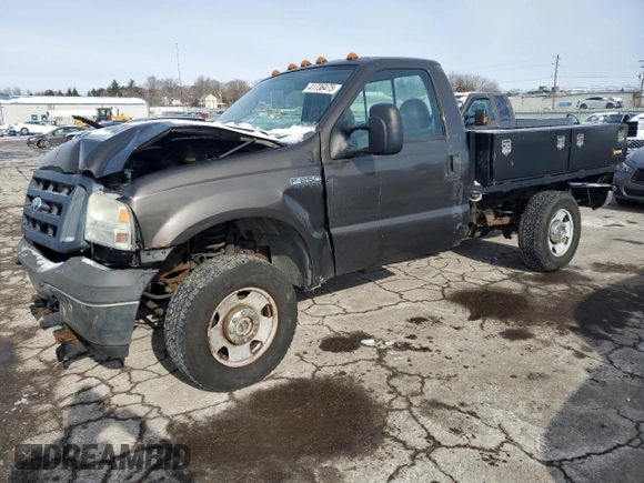 2007 Ford F-250 XL with VIN 1FTNF21597EA76663, listed as a Copart auction lot 41736475 with 163,956 mi miles and Salvage Title. Bid and sale history available at DreamBid. Image 1.