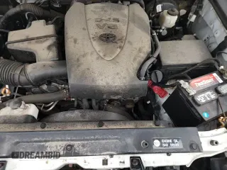 2018 Toyota Tacoma SR5 с VIN 5TFSZ5AN4JX127333, выставлен на аукционе Copart как лот 71648165 с пробегом 88 235 миль миль и Списание • Salvage title. История ставок и продаж доступна на DreamBid. Изображение 15.