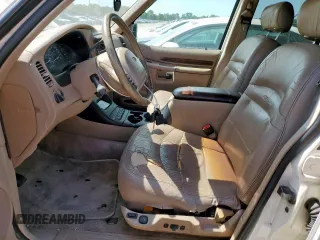 2001 Ford Explorer Limited z VIN 1FMZU65E31ZA00134, wystawiony jako Copart lot #56681575 z przebiegiem 176 524 mil mil oraz Tytuł czysty. Historia ofert i sprzedaży dostępna na DreamBid. Obrazek 7.