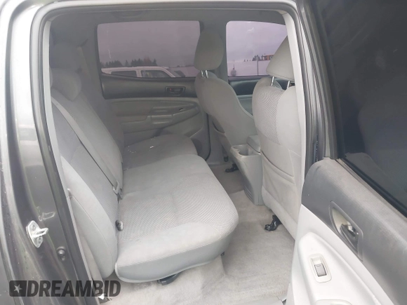 2011 Toyota Tacoma PreRunner with VIN 3TMJU4GN0BM119829, listed as a IAAI auction lot 40896155 with 121,860 mi miles and . Bid and sale history available at DreamBid. Image 8.