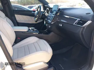 2018 Mercedes-Benz GLS 63 AMG с VIN 4JGDF7FE1JA996041, выставлен на аукционе IAAI как лот 40910494 с пробегом 69 159 миль миль и . История ставок и продаж доступна на DreamBid. Изображение 5.