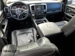 2018 Ram 1500 Sport z VIN 1C6RR7MT6JS228365, wystawiony jako Copart lot #80959654 z przebiegiem 120 858 mil mil oraz Szkoda całkowita • Salvage title. Historia ofert i sprzedaży dostępna na DreamBid. Obrazek 8.