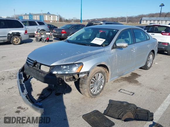 2014 Volkswagen Passat S w/Nav with VIN 1VWAP7A35EC052552, listed as a IAAI auction lot 41377109 with 123,273 mi miles. Bid and sale history available at carsss.com. Image 17.