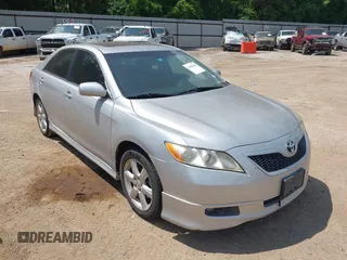 2009 Toyota Camry LE z VIN 4T1BK46K49U079063, wystawiony jako IAAI lot #42098204 z przebiegiem 260 535 mil mil oraz . Historia ofert i sprzedaży dostępna na DreamBid. Obrazek 1.