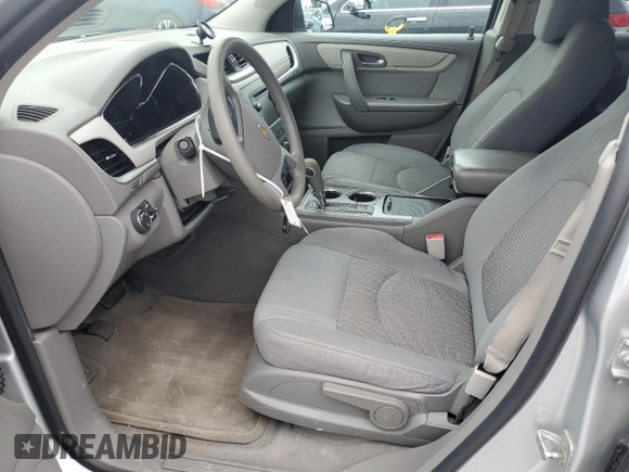 2014 Chevrolet Traverse LS z VIN 1GNKRFED0EJ257455, wystawiony jako Copart lot #58961415 z przebiegiem 136 284 mil mil oraz Szkoda całkowita • Salvage title. Historia ofert i sprzedaży dostępna na DreamBid. Obrazek 7.