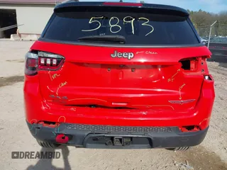 2020 Jeep Compass Trailhawk with VIN 3C4NJDDB2LT142394, listed as a IAAI auction lot 42055893 with 54,490 mi miles and . Bid and sale history available at carsss.com. Image 6.