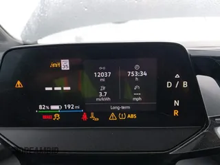 2023 Volkswagen ID.4 S z VIN 1V25MPE80PC051099, wystawiony jako IAAI lot #41332507 z przebiegiem 12 037 mil mil oraz . Historia ofert i sprzedaży dostępna na DreamBid. Obrazek 7.