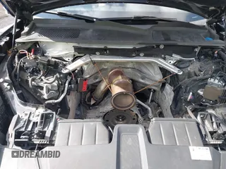 2019 Porsche Cayenne z VIN WP1AA2AY6KDA01777, wystawiony jako IAAI lot #42340596 z przebiegiem 86 921 mil mil oraz . Historia ofert i sprzedaży dostępna na DreamBid. Obrazek 10.