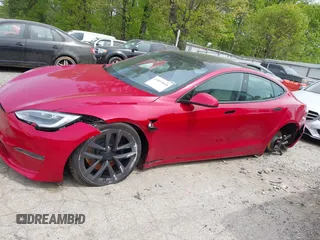 2022 Tesla Model S with VIN 5YJSA1E58NF470737, listed as a IAAI auction lot 42035040 with 15,224 mi miles and . Bid and sale history available at DreamBid. Image 14.