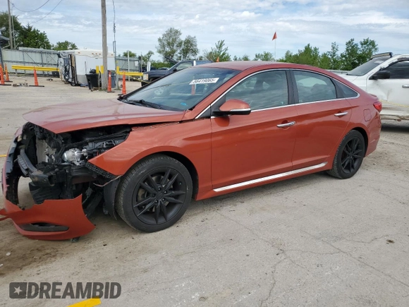 2015 Hyundai Sonata Sport z VIN 5NPE34AB9FH105118, wystawiony jako Copart lot #56419065 z przebiegiem 124 137 mil mil oraz Szkoda całkowita • Salvage title. Historia ofert i sprzedaży dostępna na DreamBid. Obrazek 1.