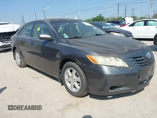 2007 Toyota Camry CE z VIN JTNBE46K073045907, wystawiony jako IAAI lot #42472910 z przebiegiem Nie podano mil oraz . Historia ofert i sprzedaży dostępna na DreamBid. Obrazek 1.