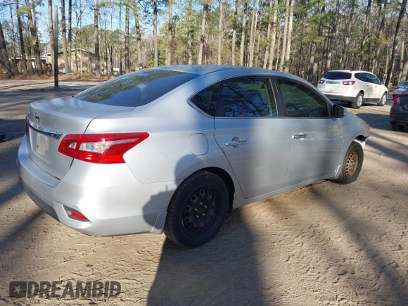2017 Nissan Sentra S with VIN 3N1AB7AP0HY233786, listed as a IAAI auction lot 41734375 with 82,241 mi miles. Bid and sale history available at carsss.com. Image 4.