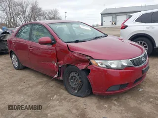 2011 Kia Forte EX with VIN KNAFU4A25B5462577, listed as a IAAI auction lot 41847917 with 136,349 mi miles. Bid and sale history available at carsss.com. Image 1.
