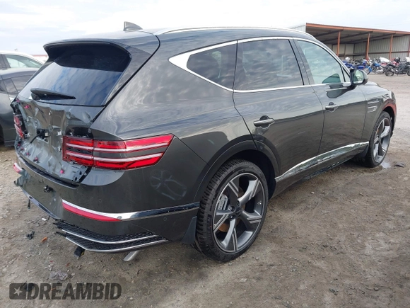 2025 Genesis GV80 z VIN KMUHCESB8SU253890, wystawiony jako IAAI lot #41908410 z przebiegiem 5 617 mil mil oraz . Historia ofert i sprzedaży dostępna na DreamBid. Obrazek 4.