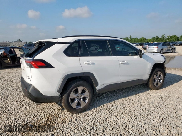 2022 Toyota RAV4 Hybrid XLE with VIN 2T3RWRFV1NW129963, listed as a Copart auction lot 58512545 with 39,982 mi miles and Salvage title. Bid and sale history available at DreamBid. Image 3.