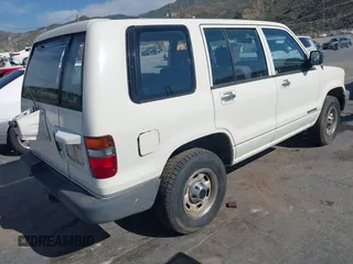 1994 Isuzu Trooper z VIN JACDH58V6R7910682, wystawiony jako IAAI lot #41919864 z przebiegiem 220 336 mil mil oraz . Historia ofert i sprzedaży dostępna na DreamBid. Obrazek 4.