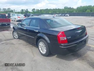 2010 Chrysler 300 Touring with VIN 2C3CA5CV3AH195530, listed as a IAAI auction lot 42103512 with 291,724 mi miles and . Bid and sale history available at DreamBid. Image 3.