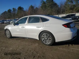 2020 Hyundai Sonata Hybrid Limited with VIN KMHL54JJ1LA012262, listed as a Copart auction lot 41403825 with 35,033 mi miles and Salvage Title. Bid and sale history available at carsss.com. Image 2.