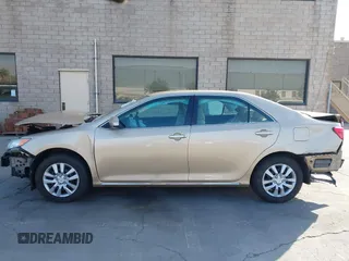 2012 Toyota Camry L z VIN 4T1BF1FKXCU035370, wystawiony jako IAAI lot #42073640 z przebiegiem 145 335 mil mil oraz . Historia ofert i sprzedaży dostępna na DreamBid. Obrazek 15.