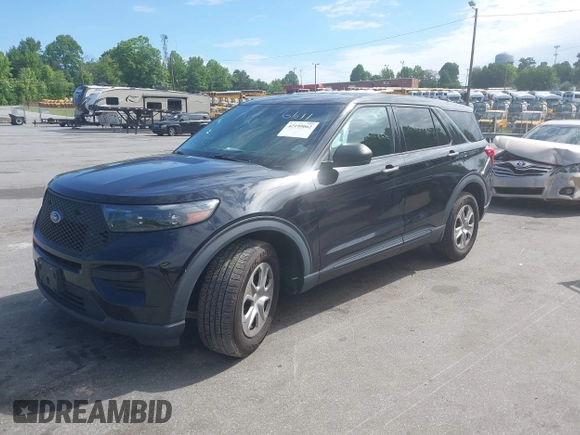 2020 Ford Police Interceptor Utility z VIN 1FM5K8AB4LGC36611, wystawiony jako IAAI lot #42199062 z przebiegiem 104 684 mil mil oraz . Historia ofert i sprzedaży dostępna na DreamBid. Obrazek 17.