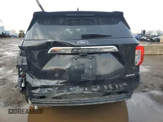2022 Ford Explorer with VIN 1FMSK8BH7NGB79670, listed as a Copart auction lot 49423615 with 30,559 mi miles and Salvage title. Bid and sale history available at DreamBid. Image 6.