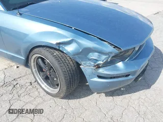 2005 Ford Mustang Deluxe с VIN 1ZVFT80N155168894, выставлен на аукционе IAAI как лот 42331054 с пробегом 194 939 миль миль и . История ставок и продаж доступна на DreamBid. Изображение 6.