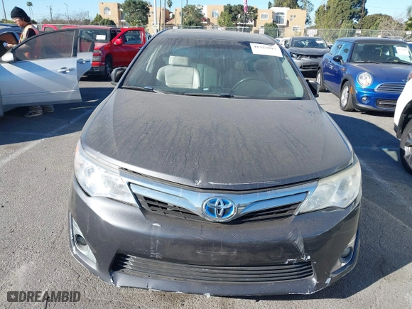 2014 Toyota Camry Hybrid LE with VIN 4T1BD1FK5EU106743, listed as a IAAI auction lot 41323019 with 84,511 mi miles. Bid and sale history available at carsss.com. Image 13.