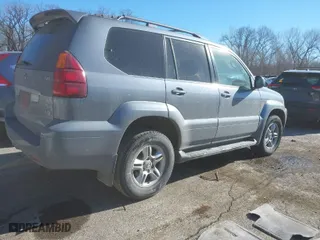 2004 Lexus GX 470 with VIN JTJBT20X540035483, listed as a IAAI auction lot 41384658 with 262,655 mi miles. Bid and sale history available at carsss.com. Image 4.
