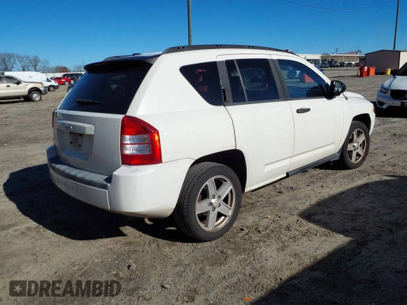 2007 Jeep Compass Sport with VIN 1J8FT47W37D416252, listed as a IAAI auction lot 41640700 with 358,129 mi miles. Bid and sale history available at carsss.com. Image 4.