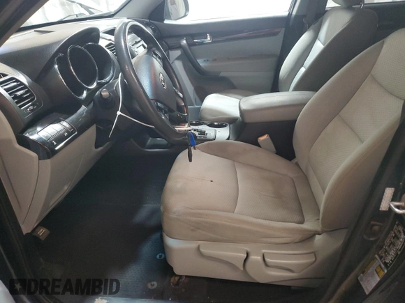 2011 Kia Sorento LX with VIN 5XYKTCA19BG023976, listed as a Copart auction lot 50568725 with 189,568 mi miles and Clean Title. Bid and sale history available at DreamBid. Image 7.